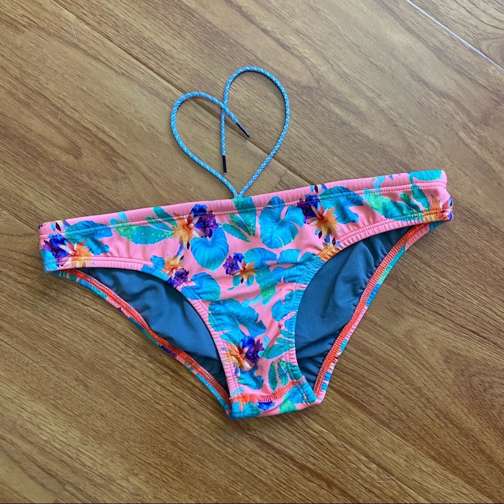 Jolyn Andy Bikini Bottom 🌺 rare print 🌺